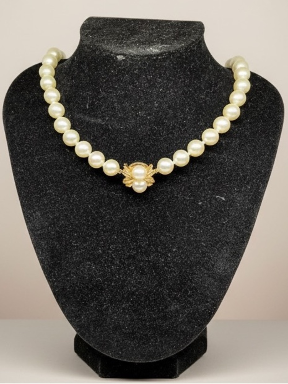 Vintage Majorica Simulated Pearl Choker Necklace